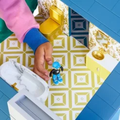 FAO Schwarz Toy Wood Ultimate Doll House LED -Barbie Store GUEST 4522e7d2 4670 4f6a 8ac7 ce838693d590