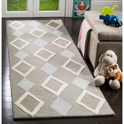 Safavieh Kids SFK902 Hand Tufted Area Rug - Safavieh 3 Safavieh Kids SFK902 Hand Tufted Area Rug - Safavieh