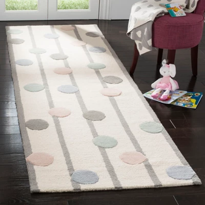 Safavieh Kids SFK909 Hand Tufted Area Rug - Safavieh 3 Safavieh Kids SFK909 Hand Tufted Area Rug - Safavieh