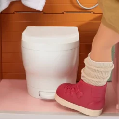 Our Generation Country Cruising RV Camper Vehicle Playset For 18" Dolls -Barbie Store GUEST c3b20cdf bfe5 4405 bd97 ff678bc390b8