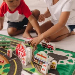 Melissa & Doug PAW Patrol Deluxe Activity Rug -Barbie Store GUEST fc68a356 0133 45f0 ae65 b078cfaf6e78